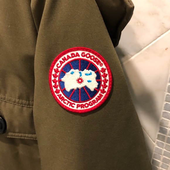 Men’s Canada Goose Banff Parka - Picture 3 of 8
